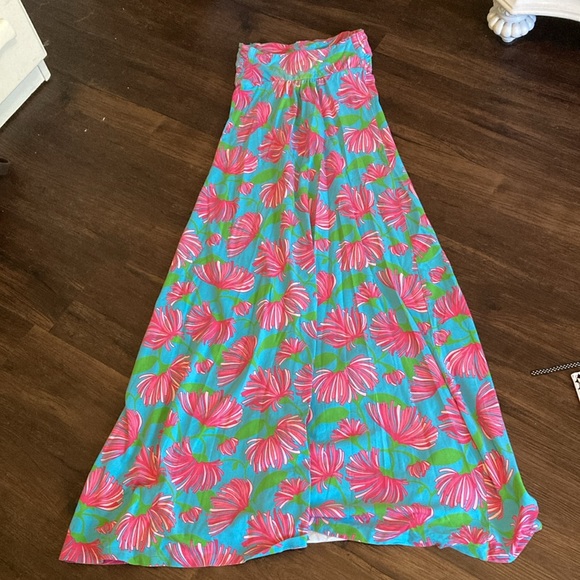 Lilly Pulitzer Maxi - Picture 4 of 5